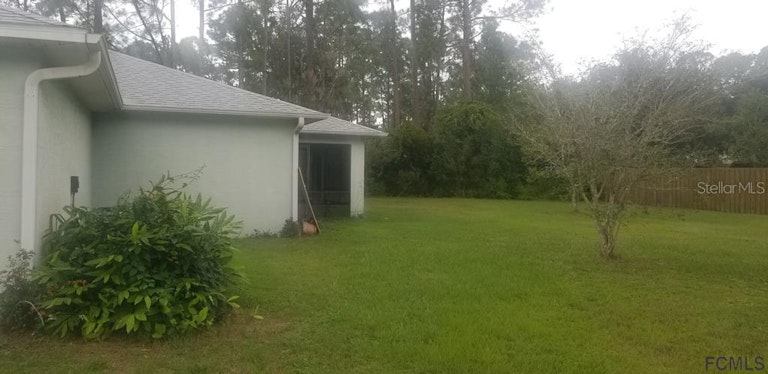 Photo 14 of 16 - 2 Regina Ln, Palm Coast, FL 32164
