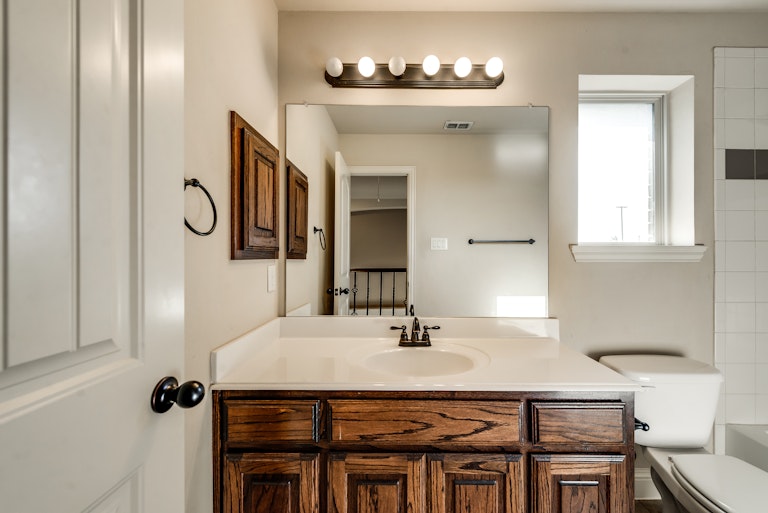 Photo 27 of 31 - 341 Oxford Pl, Prosper, TX 75078