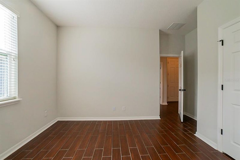 Photo 17 of 24 - 32601 Harmony Oaks Dr, Wesley Chapel, FL 33545