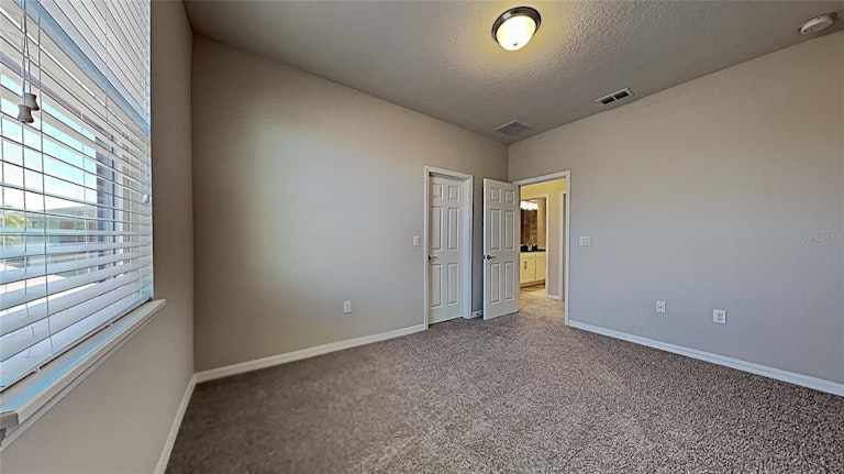 Photo 12 of 22 - 2552 Folio Way, Kissimmee, FL 34741