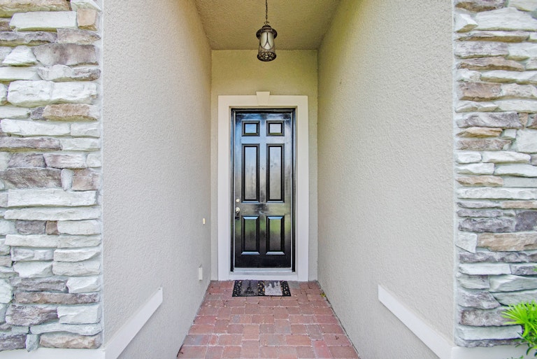 Photo 6 of 19 - 100 Blanco Dr, Deland, FL 32724
