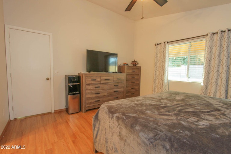 Photo 34 of 44 - 3048 W Zachary Dr, Phoenix, AZ 85027
