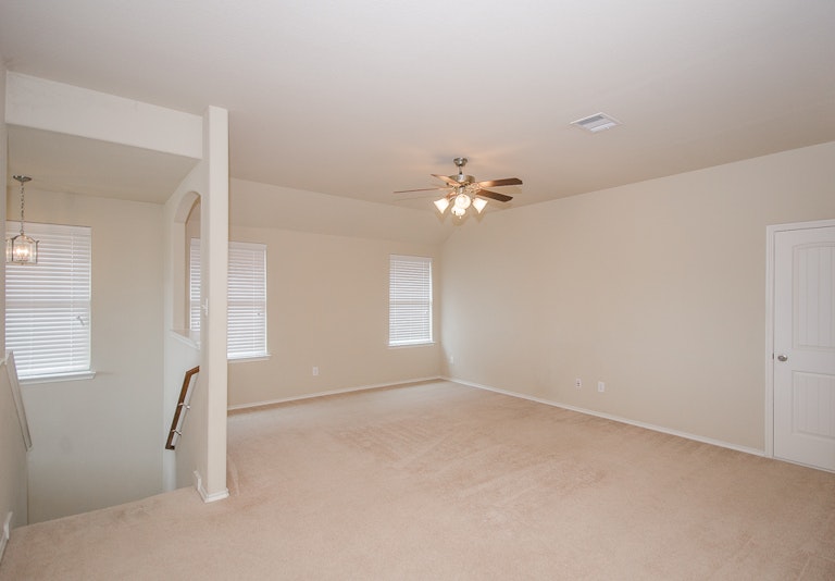 Photo 27 of 44 - 9713 Mulligan Dr, McKinney, TX 75072