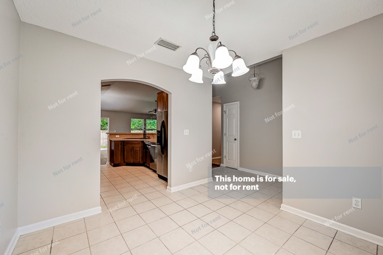 Photo 24 of 33 - 1088 Beckingham Dr, Saint Augustine, FL 32092