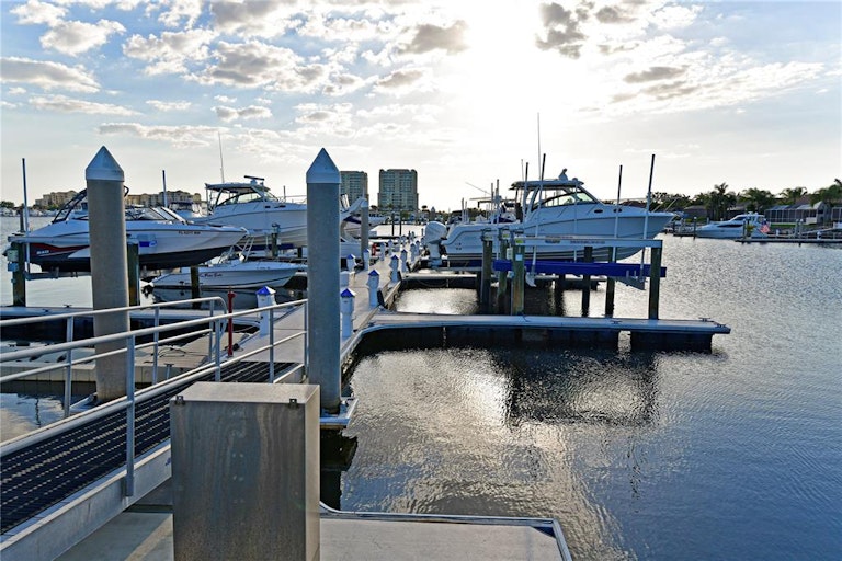 Photo 37 of 51 - 304 9th Ave E, Palmetto, FL 34221