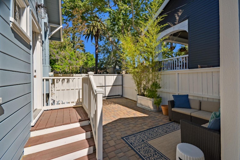 Photo 39 of 47 - 2401 U St, Sacramento, CA 95818