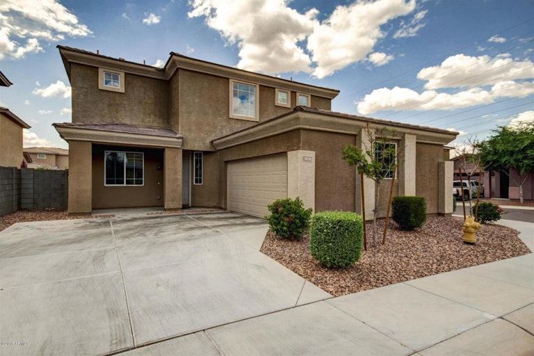Photo 3 of 41 - 7416 S 27th Ter, Phoenix, AZ 85042