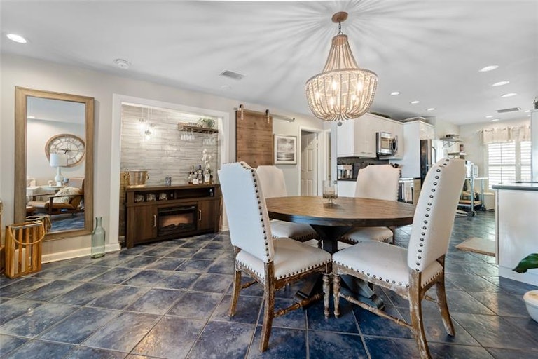 Photo 8 of 25 - 7300 Sunshine Skyway Ln S #209, Saint Petersburg, FL 33711