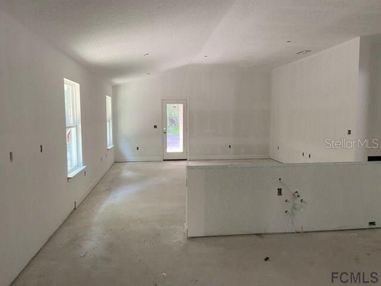 Photo 6 of 15 - 138 Sea Trl, Palm Coast, FL 32164