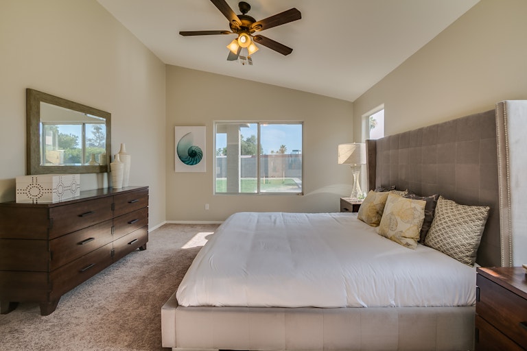 Photo 9 of 25 - 856 W Ivanhoe St, Chandler, AZ 85225