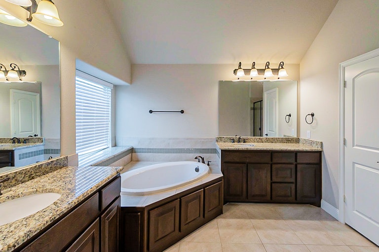 Photo 6 of 27 - 3301 Robin Trl, Melissa, TX 75454