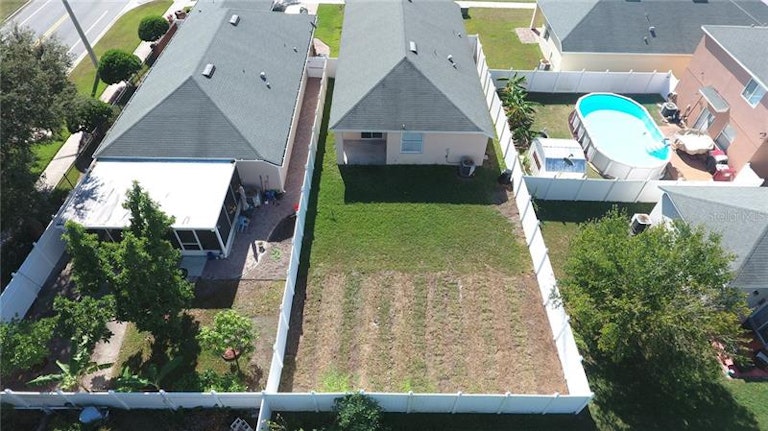 Photo 18 of 19 - 5841 Mariposa Cove Ln, Orlando, FL 32822