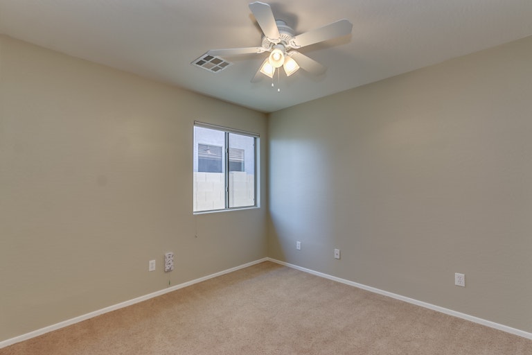 Photo 26 of 35 - 27427 N 63rd Dr, Phoenix, AZ 85083