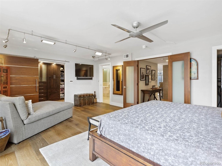 Photo 17 of 37 - 1777 Larimer St #1510, Denver, CO 80202