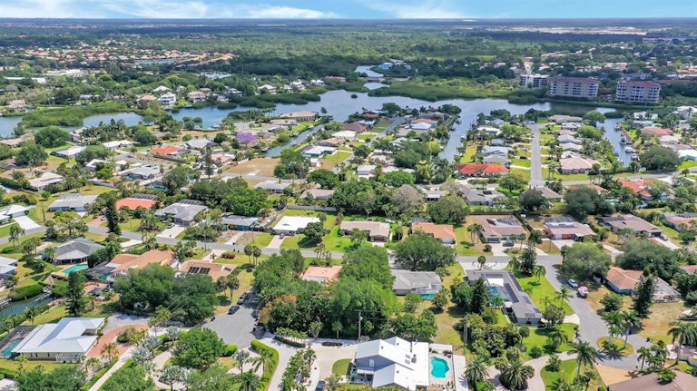 Photo 43 of 45 - 449 S Shore Dr, Osprey, FL 34229