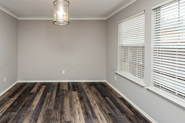 Photo 14 of 26 - 6428 Henco Dr, Fort Worth, TX 76119
