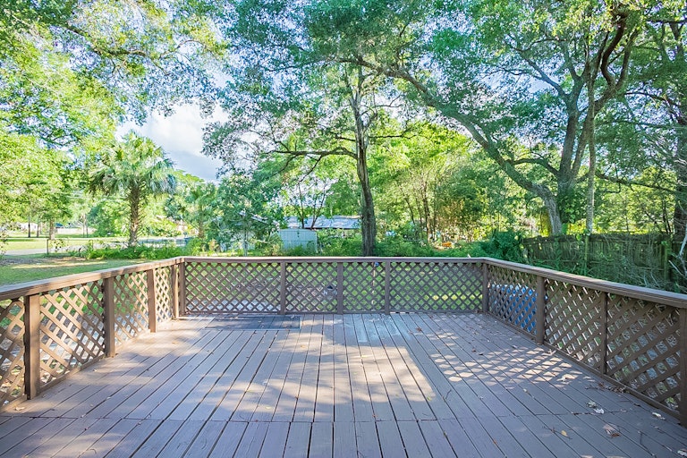 Photo 14 of 16 - 1401 E Voorhis Ave, Deland, FL 32724