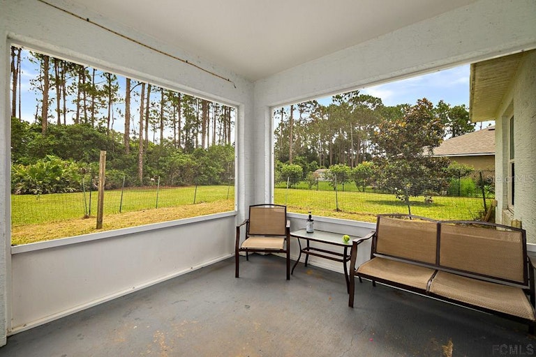 Photo 32 of 39 - 13 Lloshire Path, Palm Coast, FL 32164