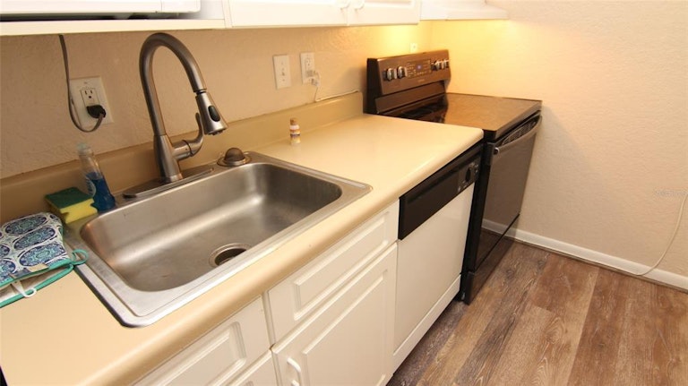 Photo 11 of 23 - 742 Ridenhour Cir #742, Orlando, FL 32809