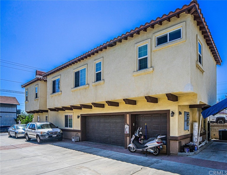 Photo 2 of 12 - 529 S Orange Ave Unit A, Monterey Park, CA 91755