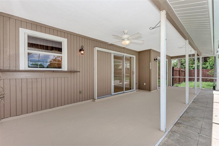 Photo 38 of 59 - 3985 Lundale Ave, North Port, FL 34286