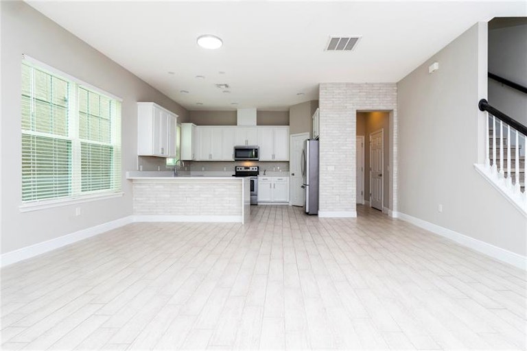 Photo 8 of 65 - 9313 Mira Valle Ln, Winter Garden, FL 34787