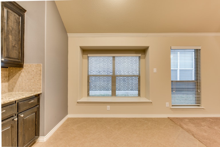 Photo 12 of 28 - 13801 Bluebell Dr, Little Elm, TX 75068