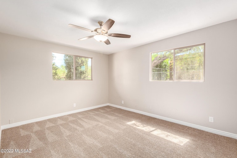 Photo 22 of 30 - 17 W Andrew Potter St, Corona De Tucson, AZ 85641