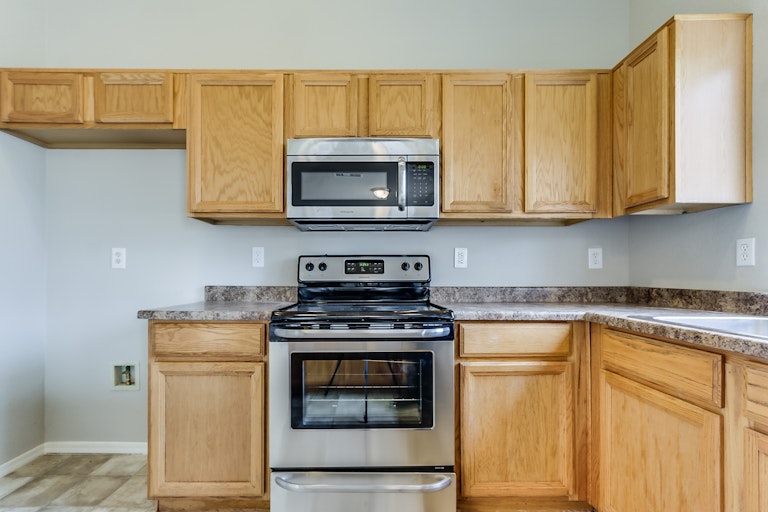 Photo 8 of 36 - 8539 W Sheridan St, Phoenix, AZ 85037