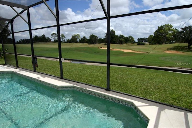 Photo 2 of 25 - 1446 Park Pl, Haines City, FL 33844