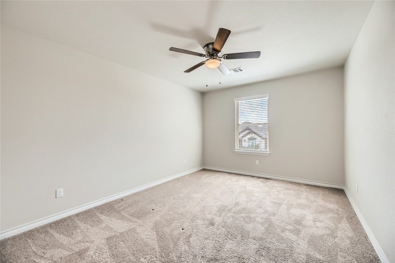 Photo 17 of 28 - 17108 Lathrop Ave, Pflugerville, TX 78660