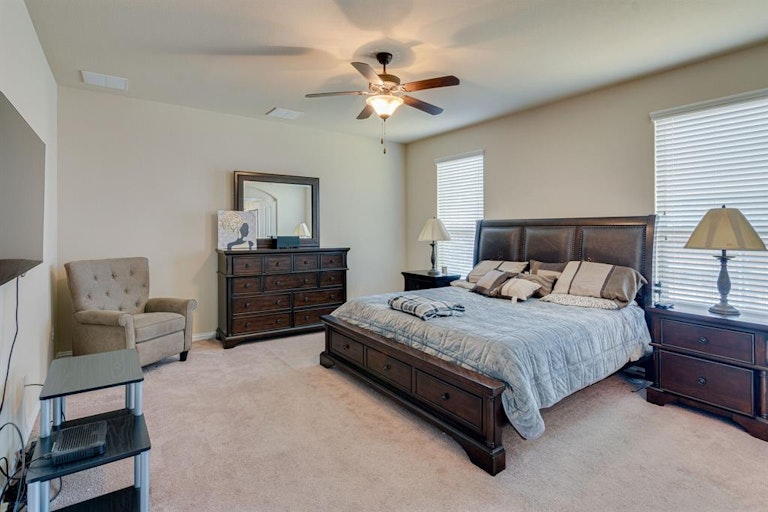Photo 26 of 40 - 1508 Fallingwater Trl, Haslet, TX 76052