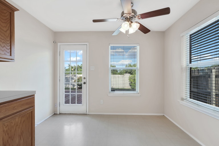 Photo 20 of 26 - 2404 Rushing Springs Dr, Fort Worth, TX 76118