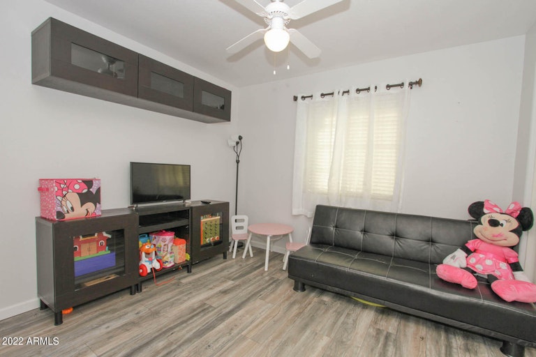 Photo 32 of 44 - 3048 W Zachary Dr, Phoenix, AZ 85027