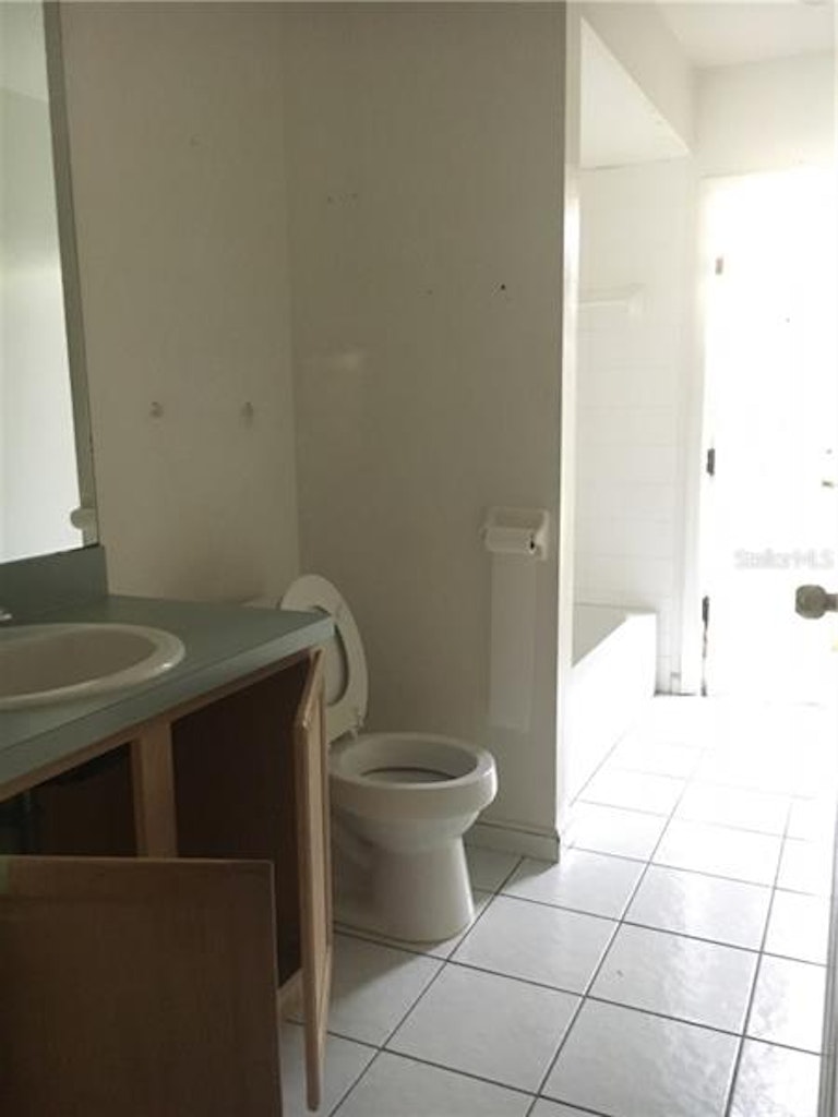 Photo 13 of 16 - 5109 Iris Ct, Kissimmee, FL 34758
