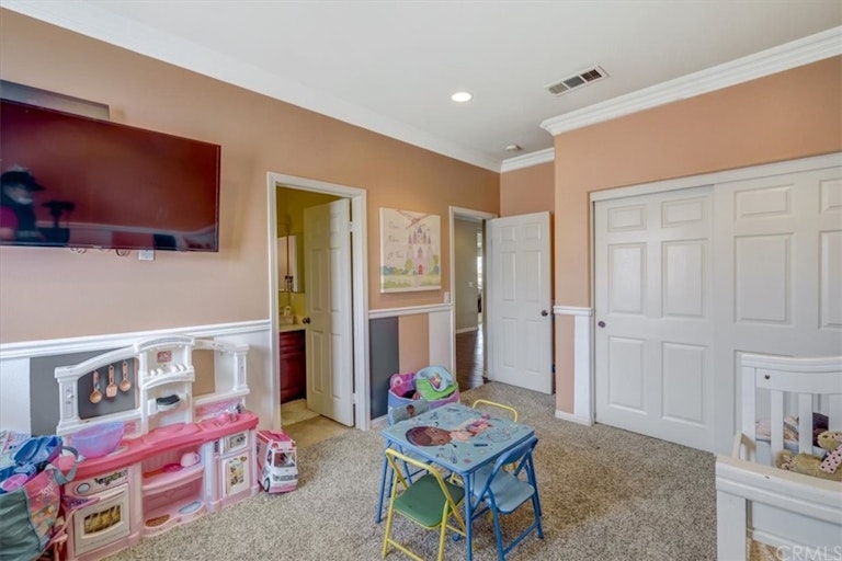 Photo 39 of 70 - 12466 Farmborough Ct, Eastvale, CA 91752