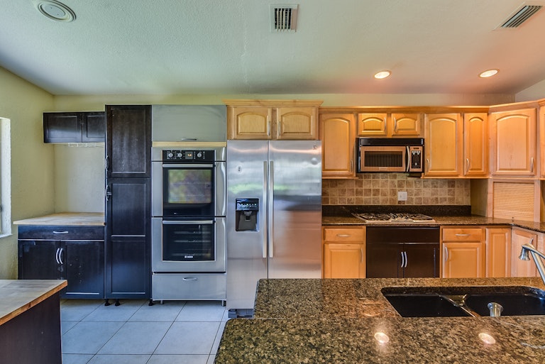 Photo 6 of 25 - 652 Orinda Ct, Casselberry, FL 32707