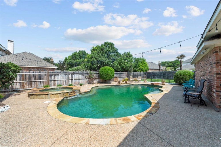 Photo 29 of 40 - 419 Deer Run, Keller, TX 76248