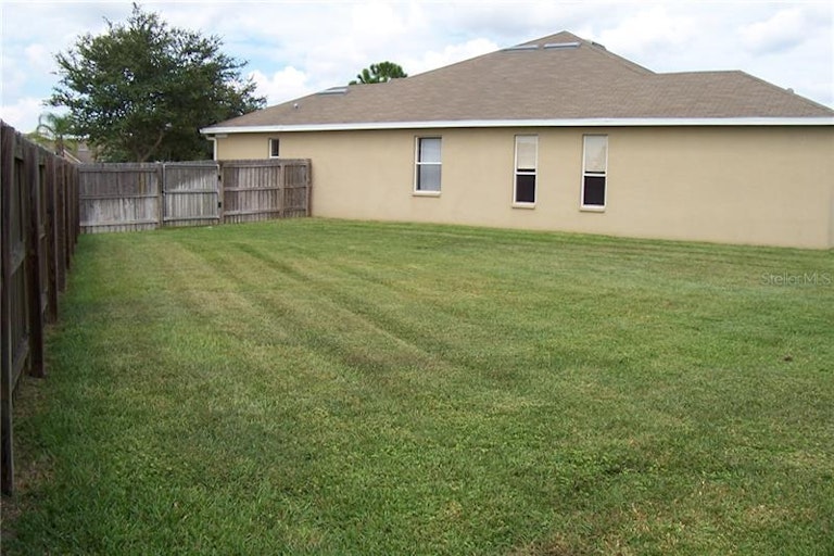 Photo 24 of 24 - 10924 Australian Pine Dr, Riverview, FL 33579