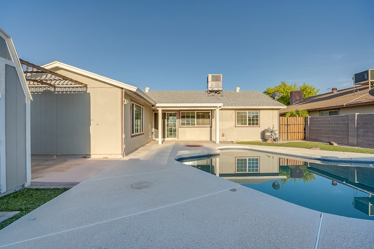 Photo 15 of 21 - 6612 S 44th Pl, Phoenix, AZ 85042