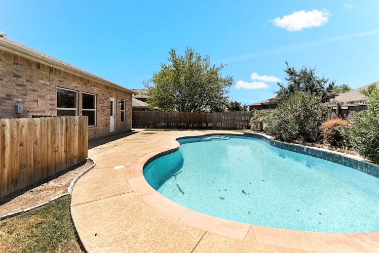 Photo 27 of 27 - 8414 River Bluffs Dr, Arlington, TX 76002