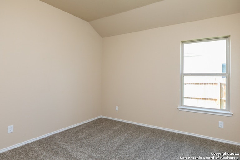 Photo 18 of 27 - 1062 Sixtree Dr, New Braunfels, TX 78130