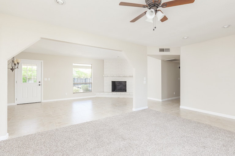 Photo 6 of 25 - 1638 E Hackamore St, Mesa, AZ 85203