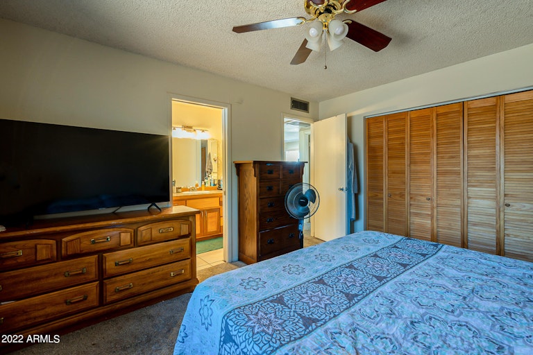 Photo 18 of 34 - 2317 E Inverness Ave, Mesa, AZ 85204