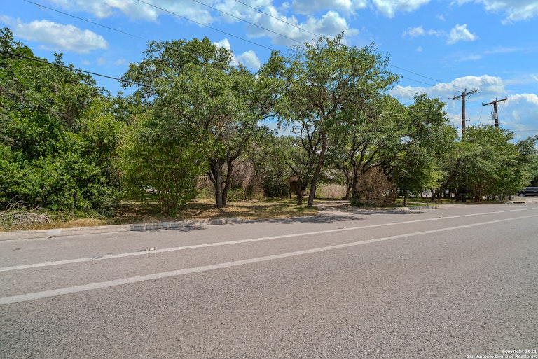Photo 40 of 40 - 3351 Lockhill Selma Rd, San Antonio, TX 78230