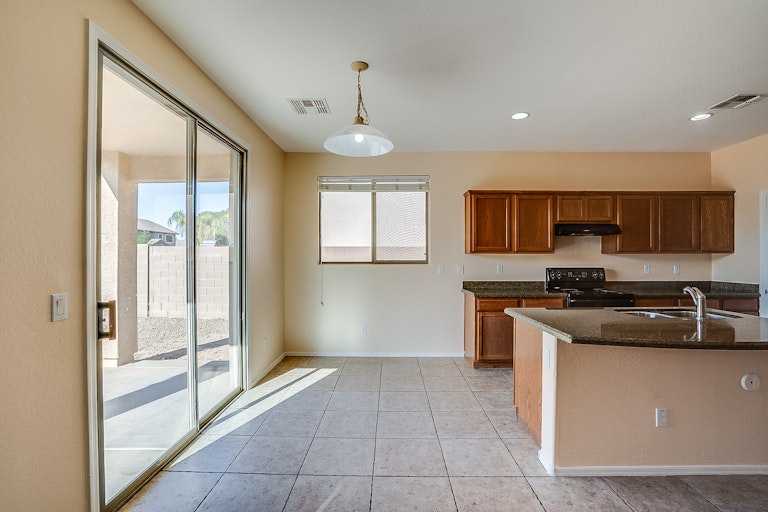 Photo 10 of 29 - 14115 W Bloomfield Rd, Surprise, AZ 85379