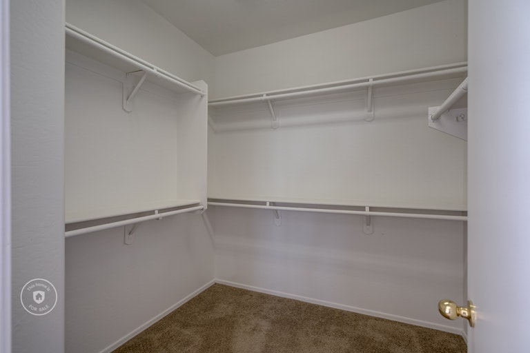 Photo 6 of 34 - 18016 W Paradise Ln, Surprise, AZ 85388