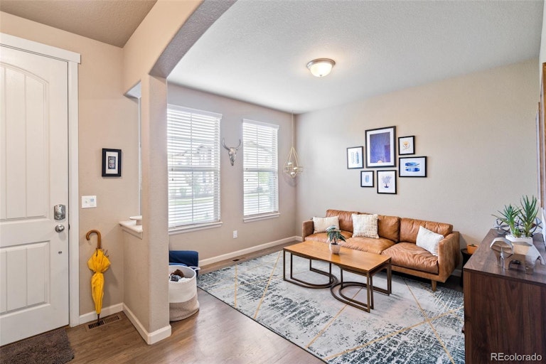 Photo 3 of 40 - 2347 S Loveland St, Denver, CO 80228