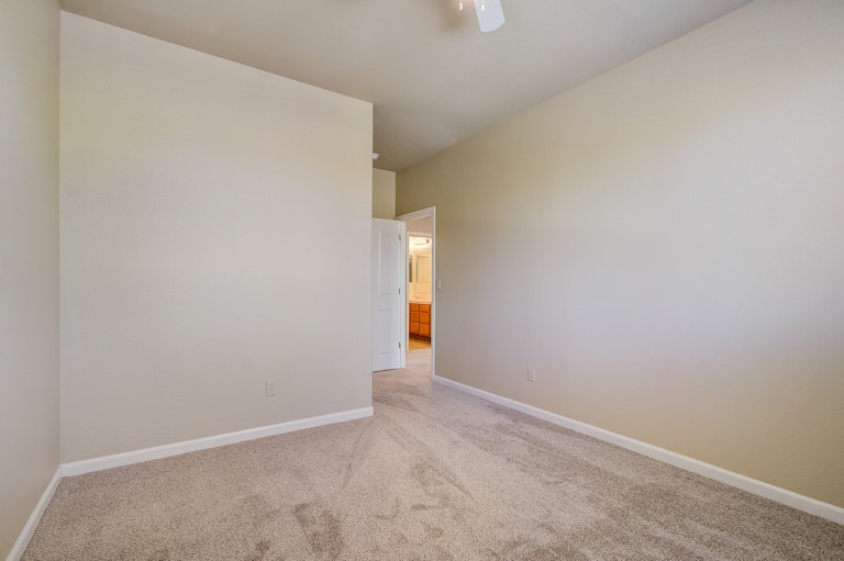 Photo 27 of 30 - 6868 Cherry Ridge Cir, Roseville, CA 95678
