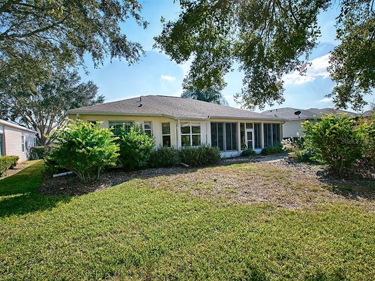 Photo 22 of 22 - 4920 Long Meadow Dr, Leesburg, FL 34748